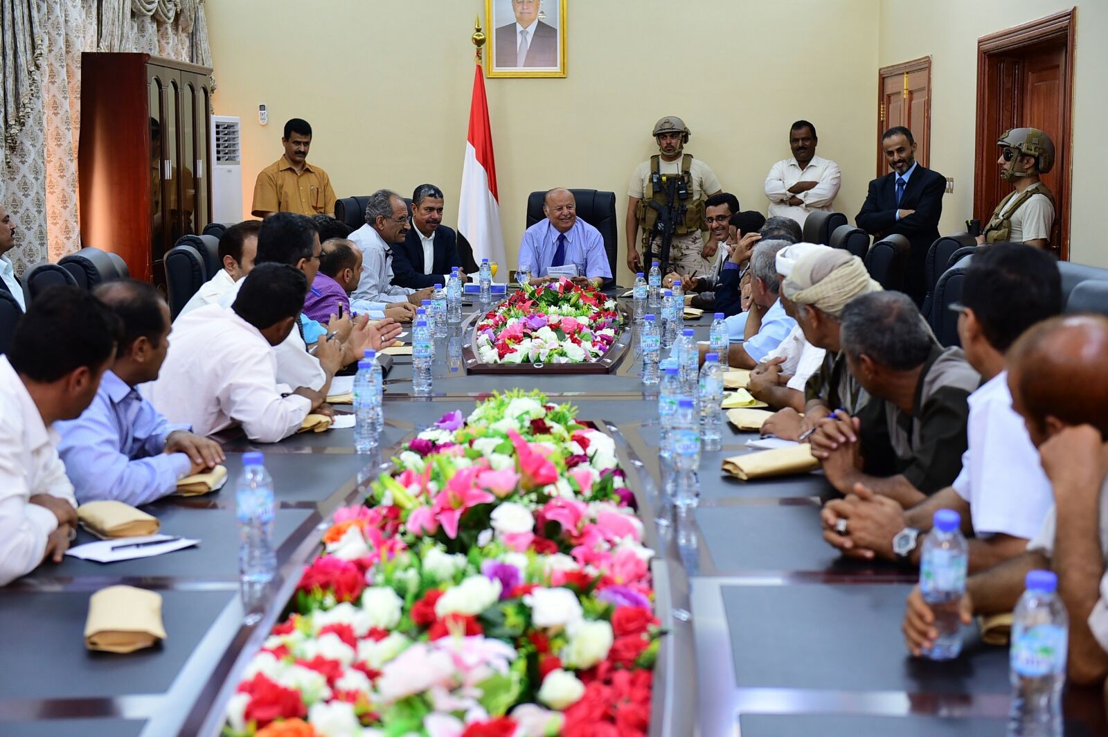 الرئيس هادي يترأس إجتماعاً إستثنائياً للقيادات التنفيذية والأمنية بمحافظة الضالع