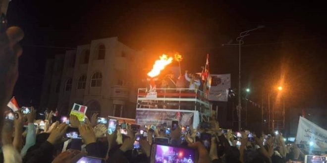 أبناء تعز يوقدون الشعلة احتفاءً بالذكرى الثامنة لثورة فبراير المجيدة