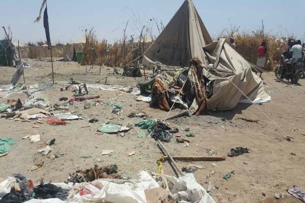 المليشيات تقصف مخيم "الجابر" بالحديدة وإصابات عدد من النازحين