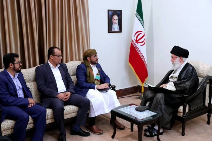 الحوثي: هدف زيارة وفد الجماعة إلى طهران لبحث مأتم الاتفاق عليه مع الامارات