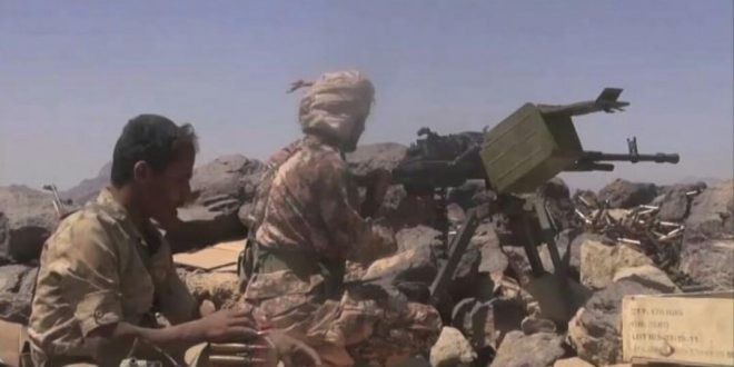الجيش يحاصر المليشيات بجبل "السور" في جبهة حمك بالضالع
