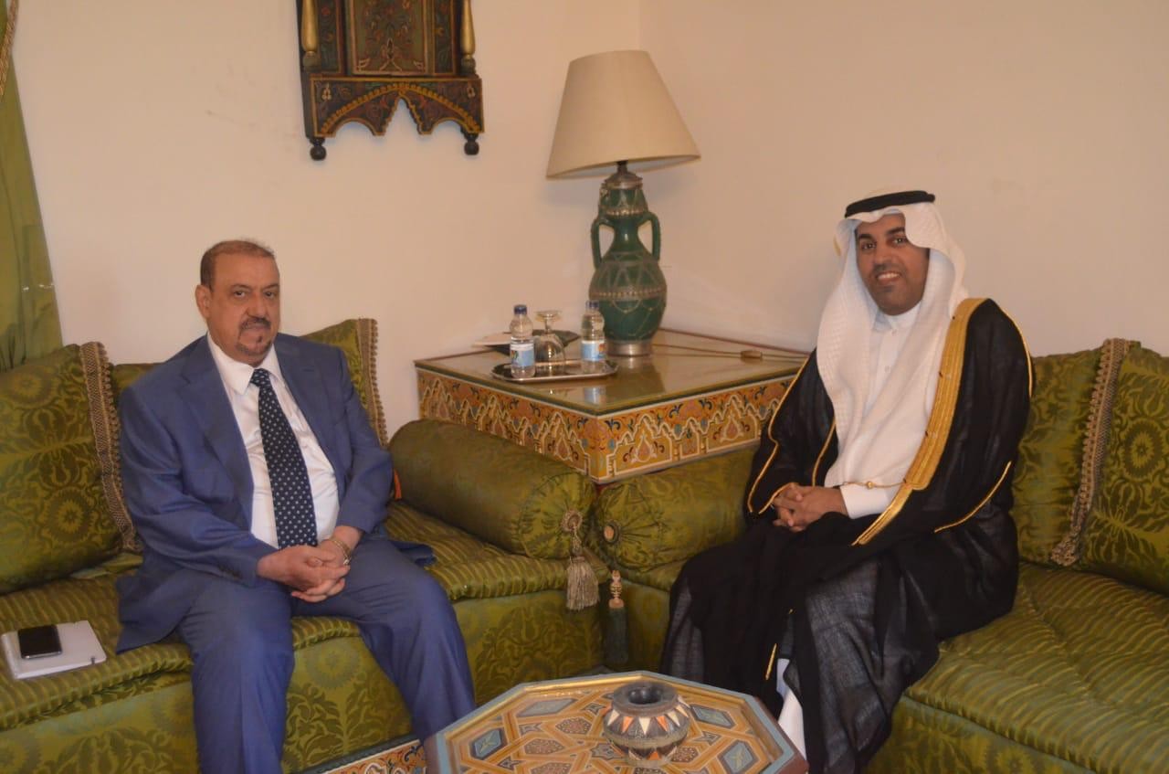 البركاني يستعرض مع رئيس البرلمان العربي مستجدات الأوضاع على الساحة اليمنية