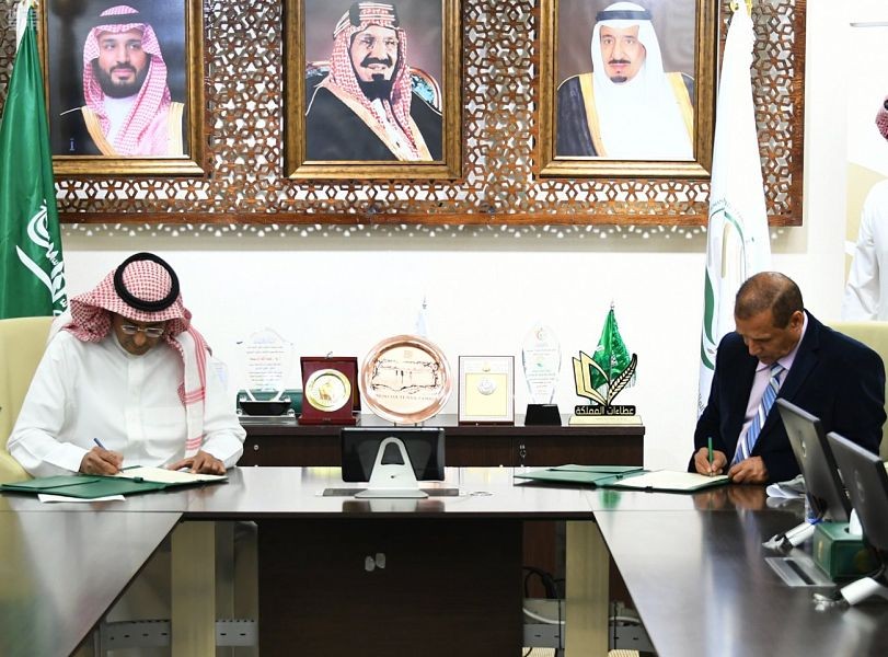 مركز الملك سلمان يوقع برنامجين لعلاج الجرحى والمصابين اليمنيين في عدن
