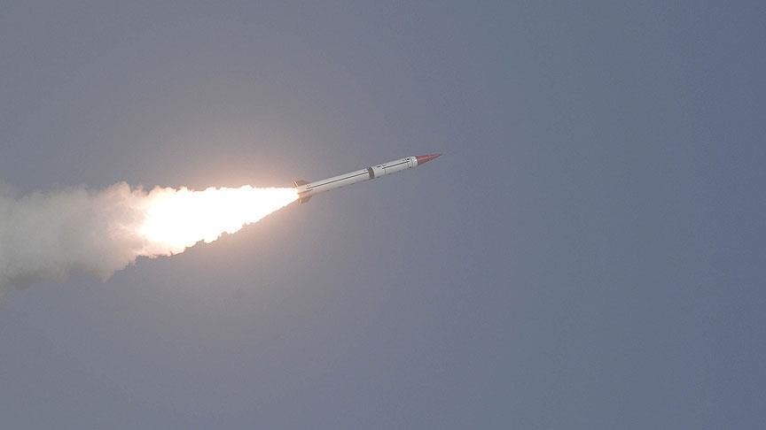 الدفاعات السعودية تدمر صاروخ باليستي أطلقته المليشيات باتجاه جازان