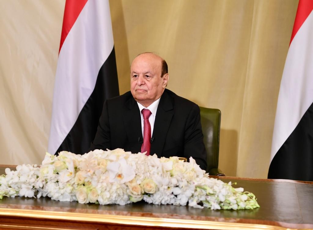رئيس الجمهورية: الشعب اليمني هو الأحق بالحياة الكريمة والسلام الحقيقي من مليشيا متوحشة
