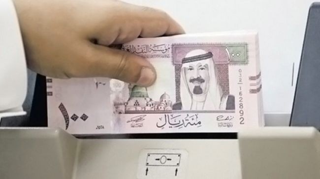 الريال السعودي يتقرب من الوصول الى 100 ريال يمني "أسعار الصرف"