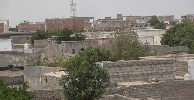 مليشيا الحوثي تقصف الأعيان المدنية في التحيتا جنوب الحديدة