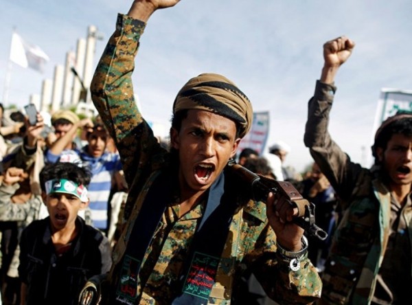 مركز حقوقي يطالب بتدخل دولي لإنقاذ حياة 3 مهندسين اختطفتهم مليشيا الحوثي